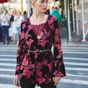 KATWALK VELVET ROMPER😍